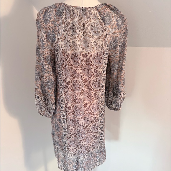 Joie loose & flowy 3/4 sleeve dress w/ separate slip - Picture 7 of 12